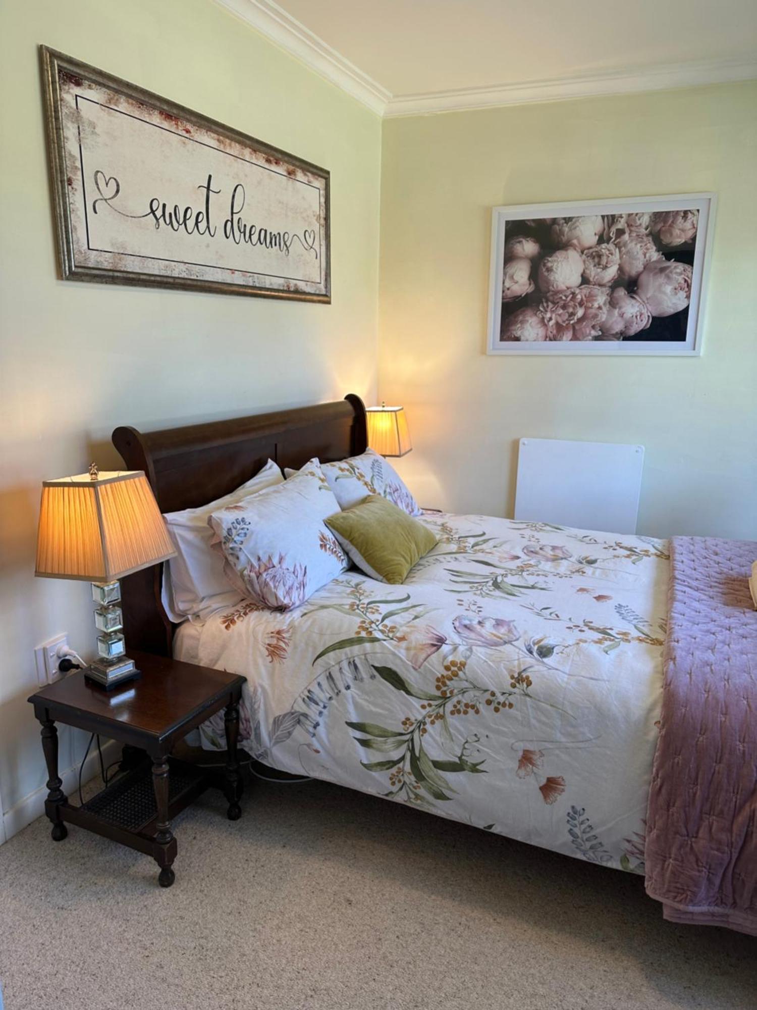 Cambridge Cottage - Self Catering Holiday House エクステリア 写真